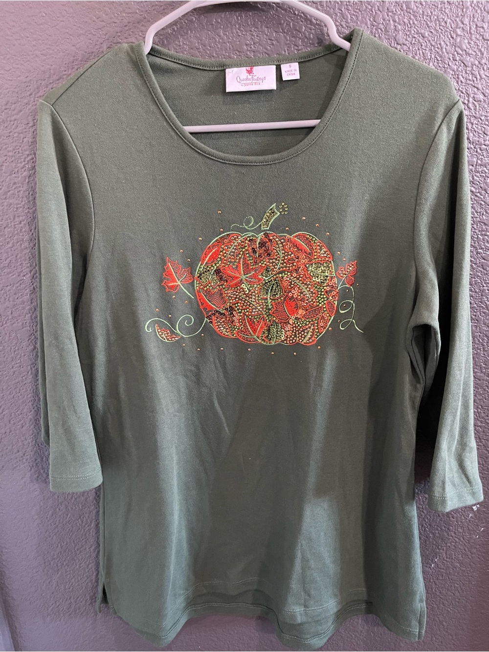 Quacker Factory Olive Green Pumpkin Embellished Long Sleeve Top